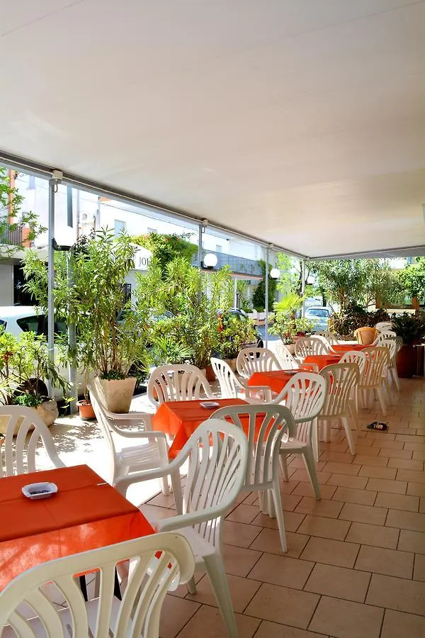 Hotel Giada 里米尼